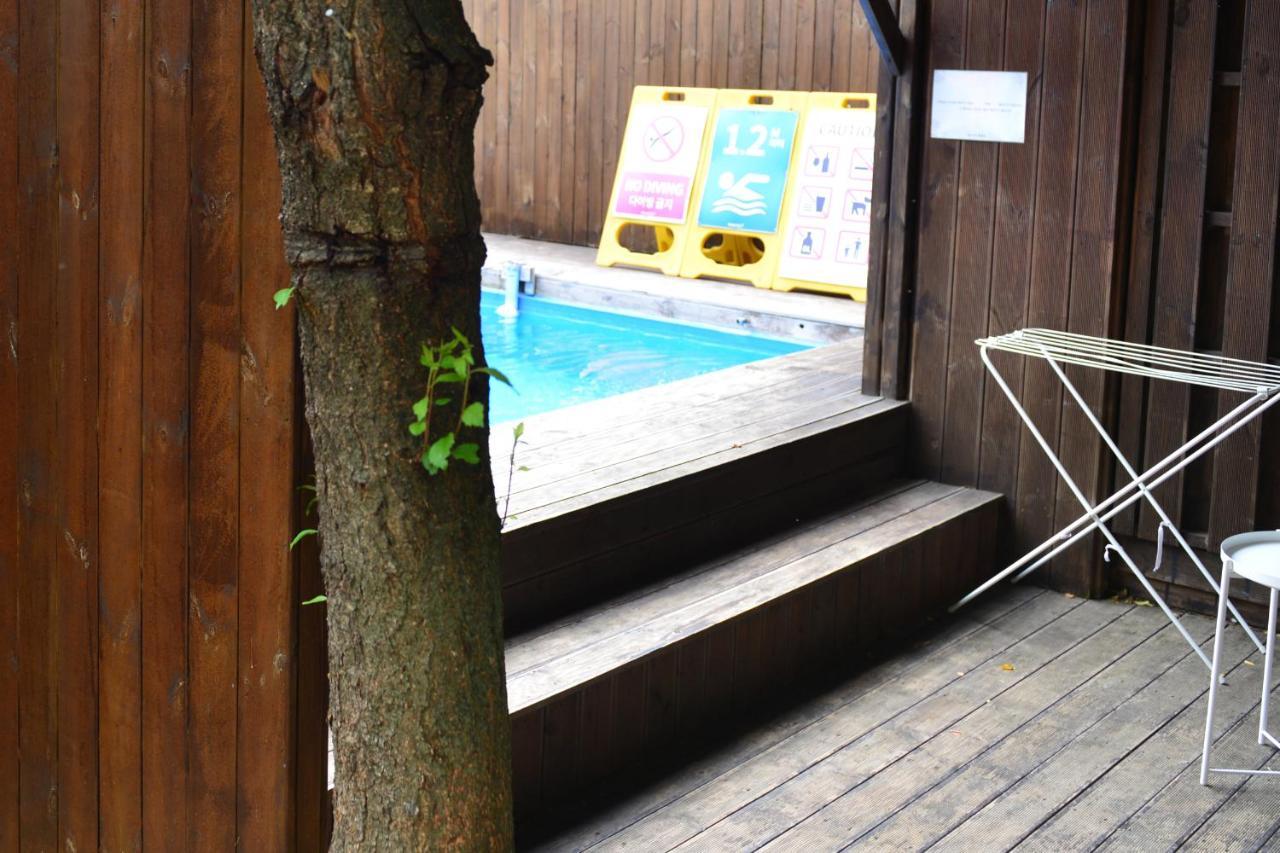 Penatess Pool Villa Chungju Exterior photo